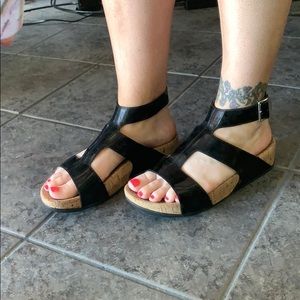 Black patent leather fitflop gladiator sandal